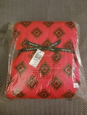 ❤️Vera Bradley Red and Black Diamond Throw❤️